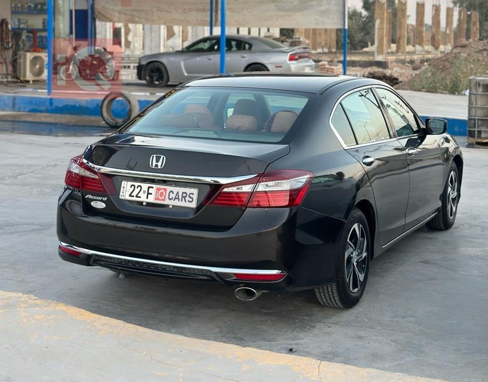 هۆندا ئەکۆرد